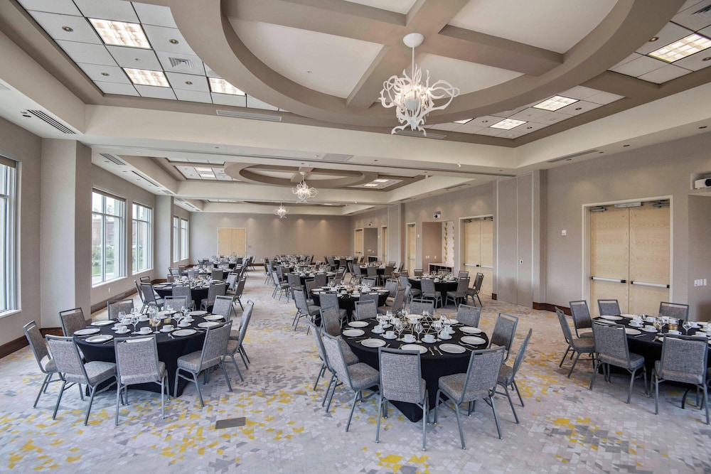 Courtyard by Marriott Raleigh Cary Parkside Town Commons - photo 44