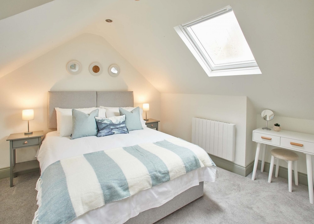 Host & Stay Threadneedle Cottage