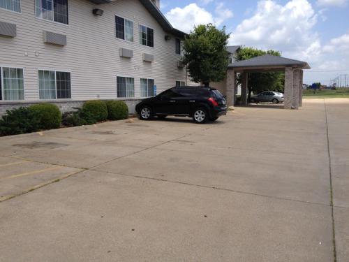 Super 8 Motel Ripley - featured photo