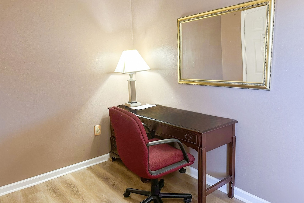 Sparta Seven Motel By OYO near Milledgeville - photo 8