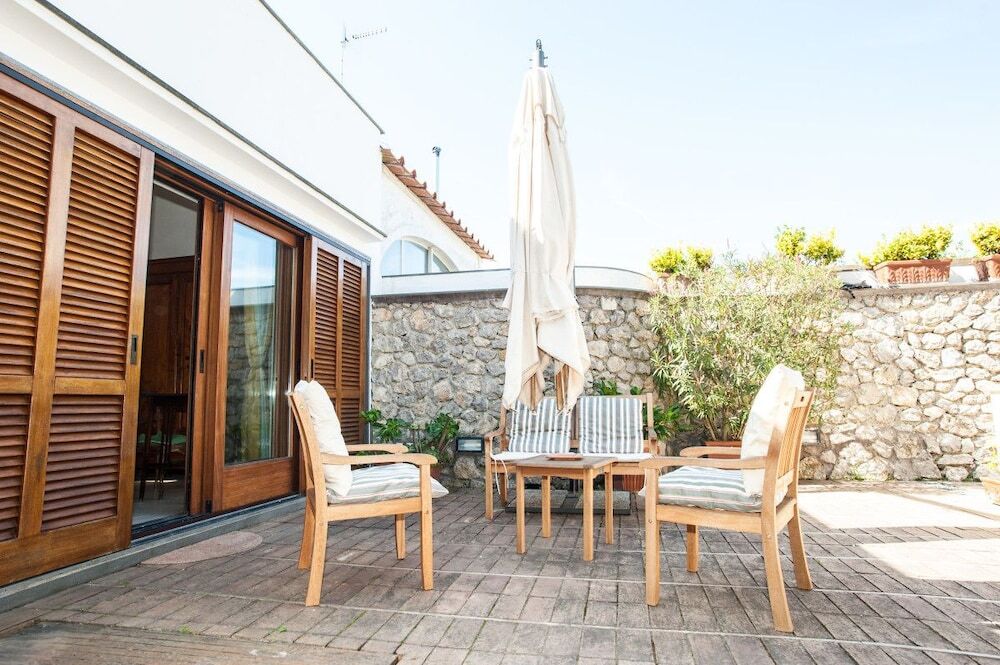 Sarabanda in Anacapri, Italy