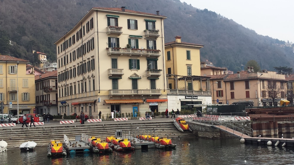 Al Porticciolo di Sant'Agostino — 4-Star Luxury Hotel in Como, Italy