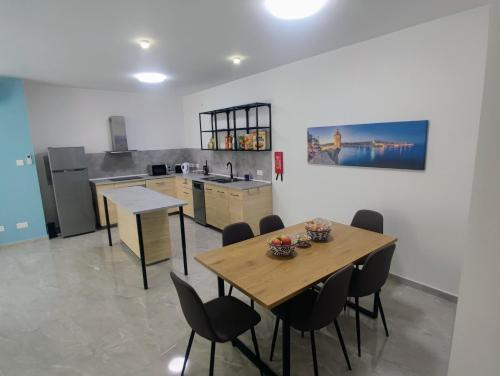 Deggies Apartments spacious modern apartment — 4-Star Luxury Hotel in Naxxar, Malta