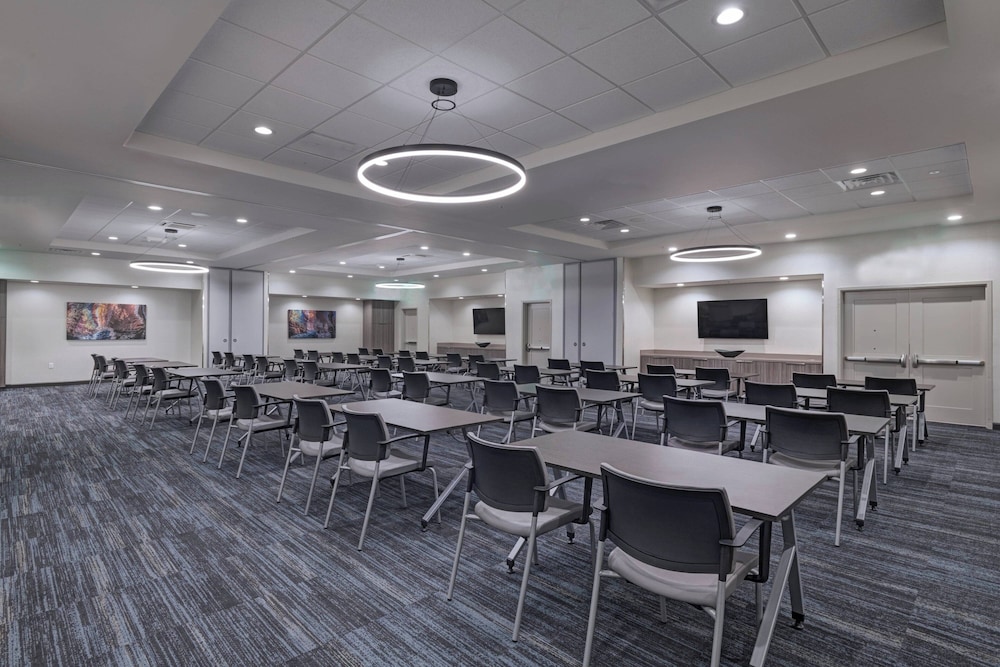 TownePlace Suites by Marriott Dallas DFW Airport North Irving - photo 32