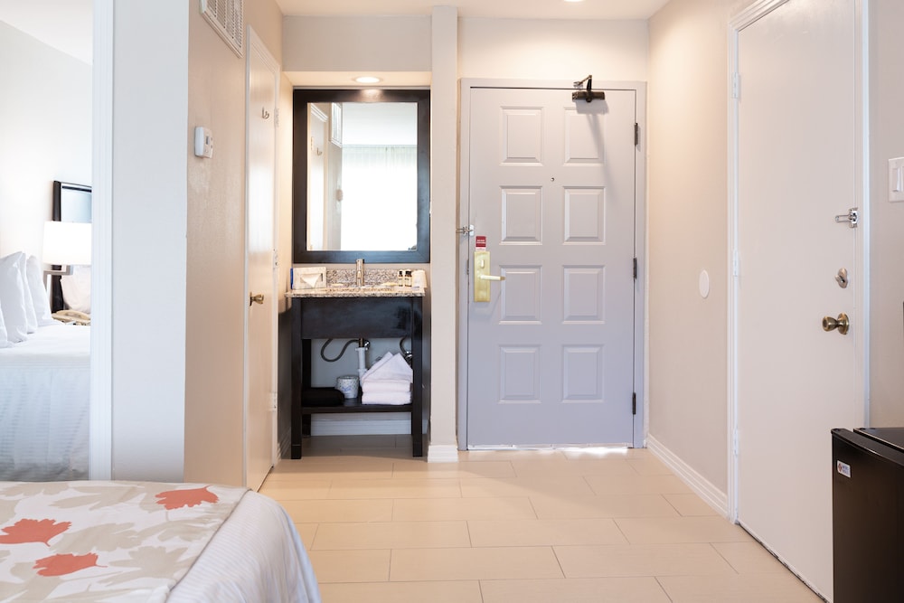 Hawthorn Suites By Wyndham Arlington Dfw South - photo 17