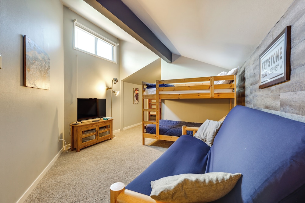 Keystone Condo on Shuttle Line 1 Mi to Resort - photo 6