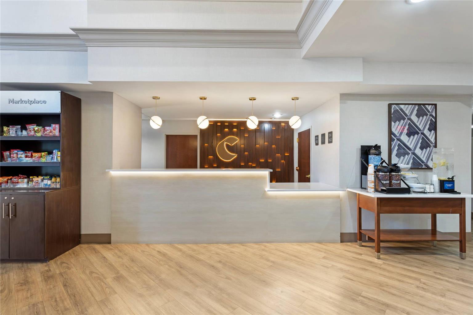 Comfort Suites East Brunswick South River - photo 3