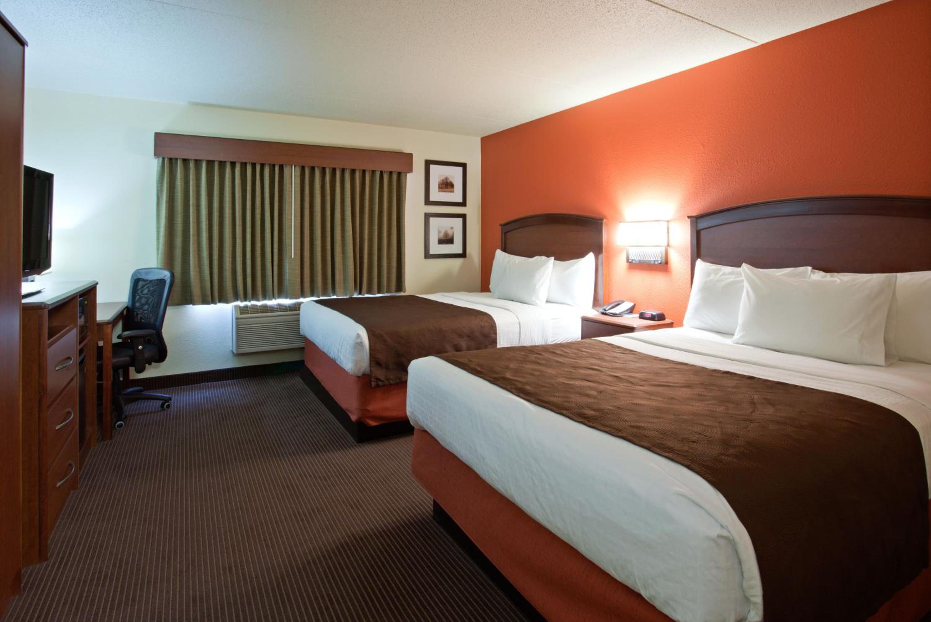 AmericInn by Wyndham Grafton — hotel in Grafton