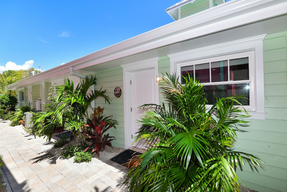 Tropical Breeze Resort - photo 208