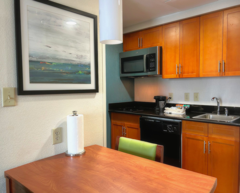 Homewood Suites by Hilton Virginia Beach Norfolk Airport - photo 14