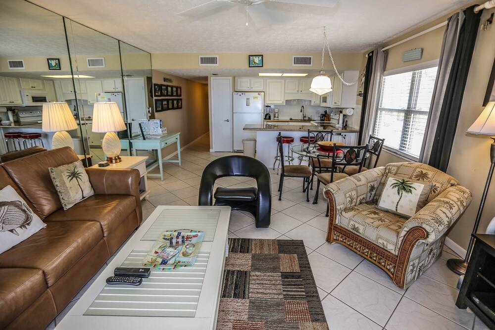 Gateway 194 - photo 11