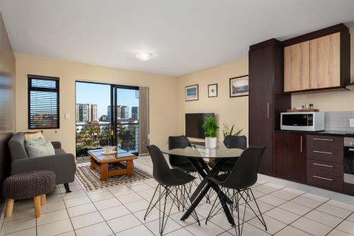 Knightsbridge W404 — 4-Star Luxury Hotel in Cape Town, South Africa