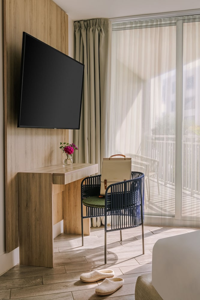 The Hillsboro powered by Sonder - photo 5