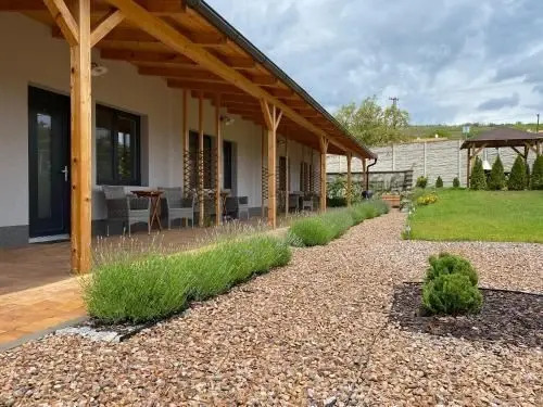 Apartmány Přítluky - last minute hotel in Rakvice
