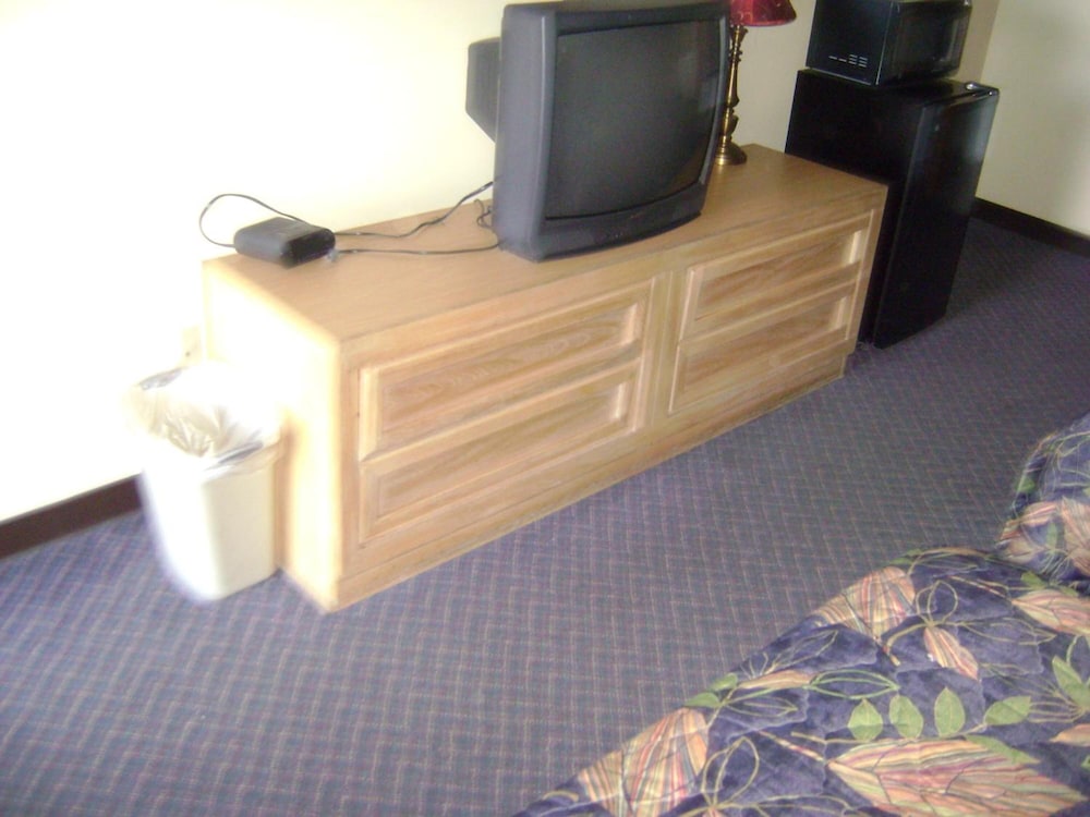 Ashland Inn - photo 16