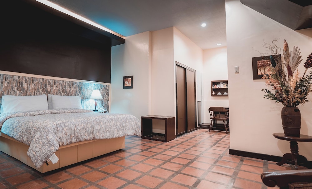 Lisland Rainforest Resort — Urdaneta