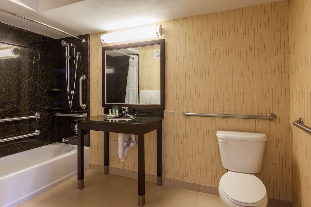 Holiday Inn Chicago North Evanston by IHG - photo 17