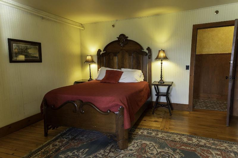The Woods Inn - photo 28