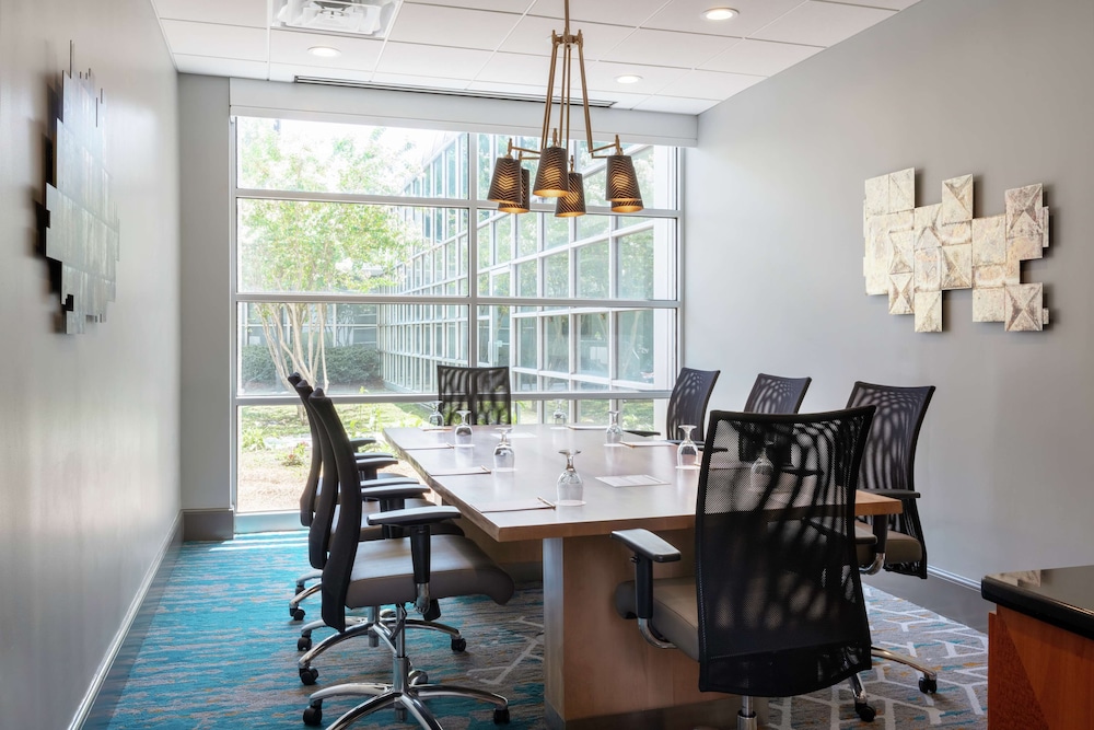DoubleTree by Hilton Birmingham Perimeter Park - photo 57