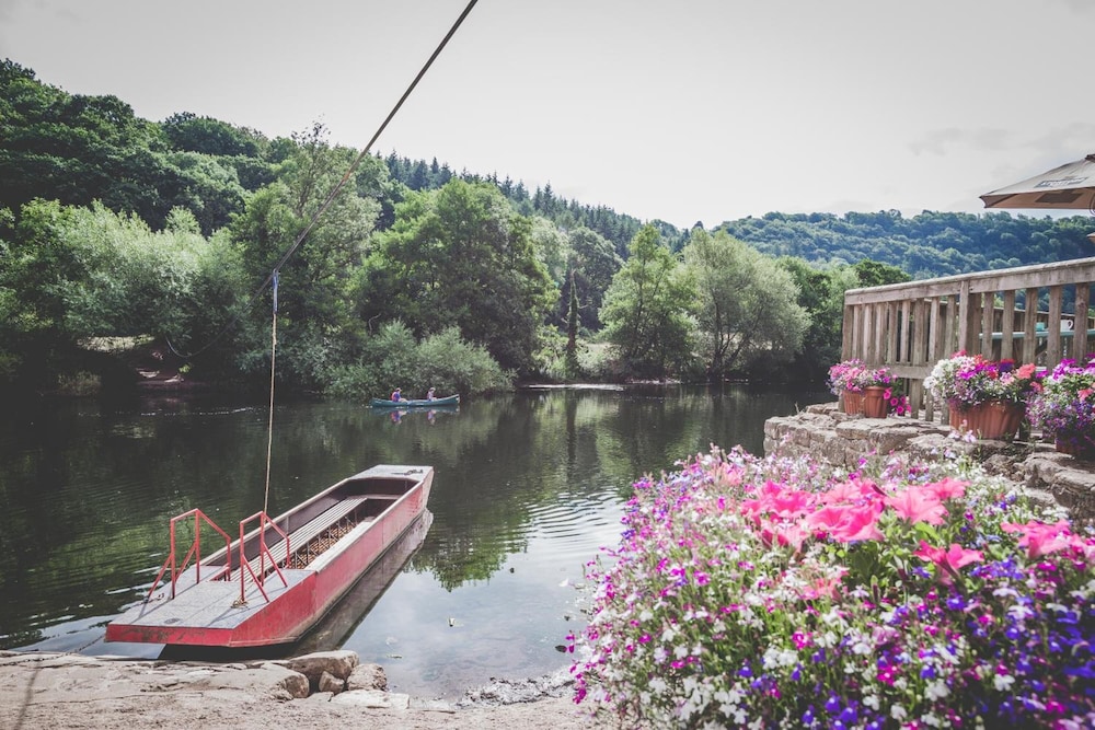 Ye Old Ferrie Inn — hotel in Ross On Wye