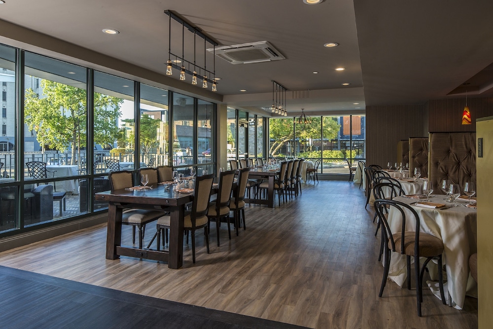 Hotel Indigo Pittsburgh East Liberty by IHG - photo 34