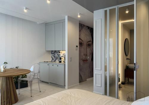 IVY Warsaw Studio — 4-Star Luxury Hotel in Warsaw, Poland