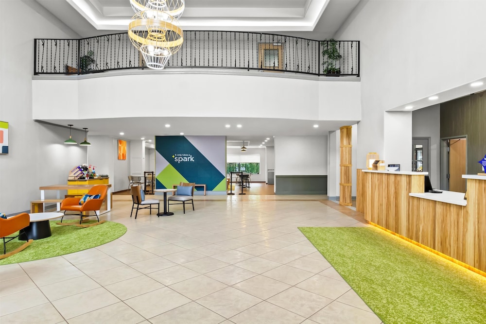 Spark By Hilton Houston Hobby Airport - photo 6
