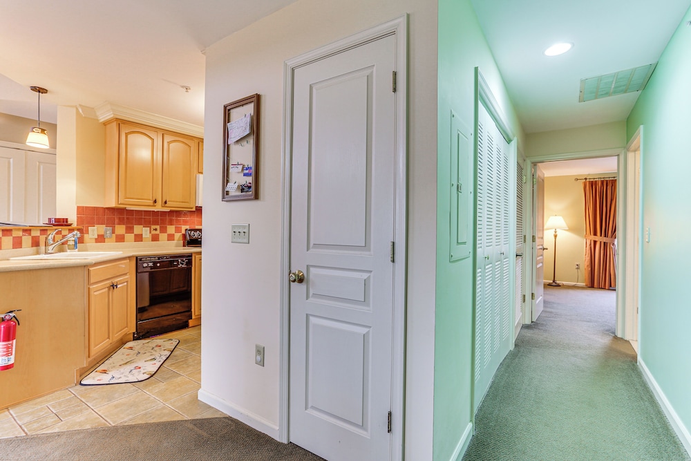 Spacious Condo w View 1 Mi to Mtn Creek Resort - photo 11