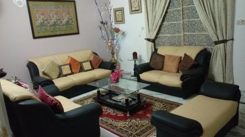 Aadhaar — 4-Star Luxury Hotel in Lucknow, India