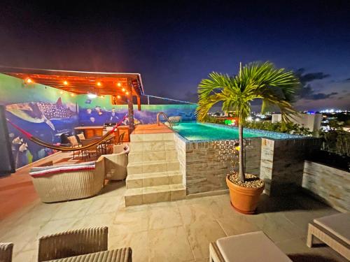 Secret Paradise with private pool in the heart of Playa — 4-Star Luxury Hotel in Playa Del Carmen, Mexico