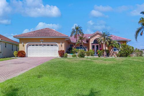 Coral Cascade in Cape Coral, United States