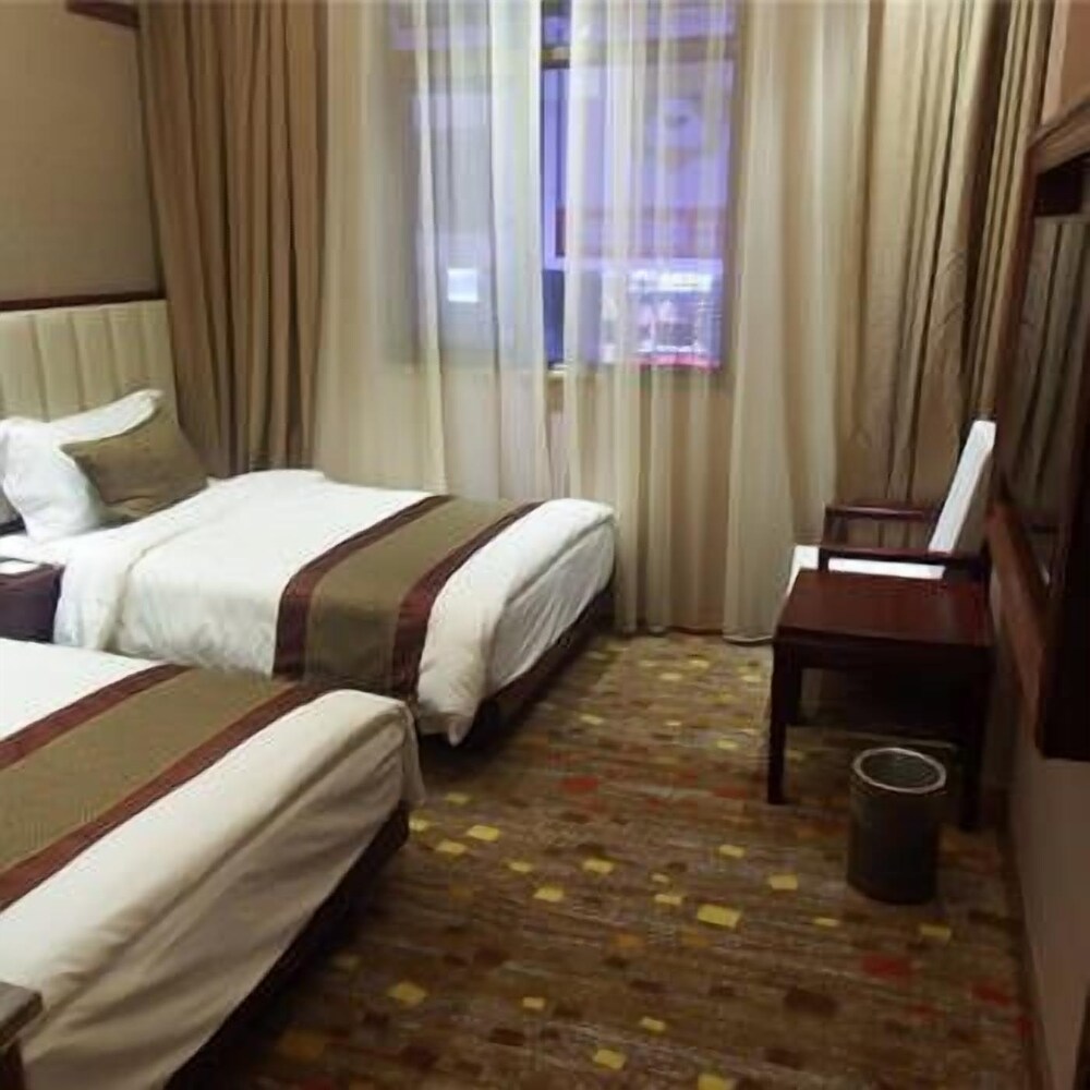 Tianyuan Hotel - last minute hotel in Kunming