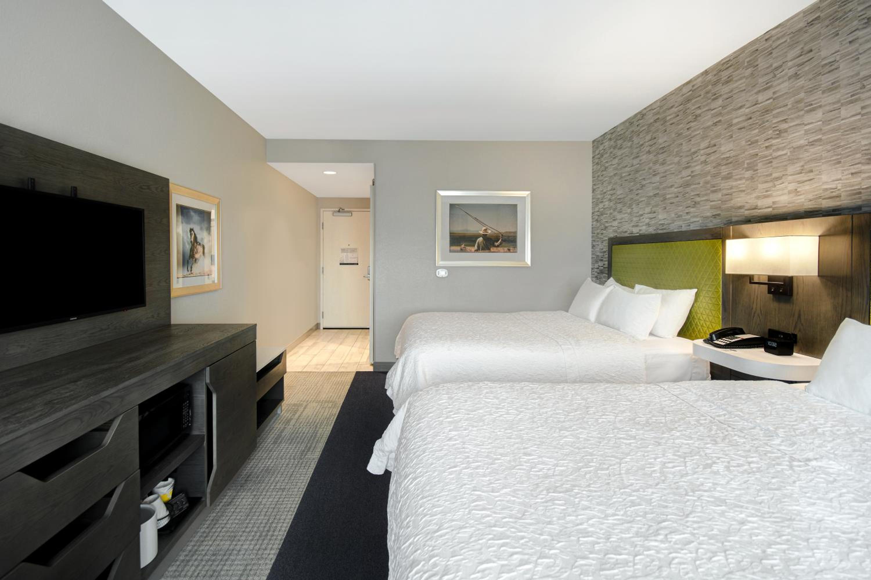 Holiday Inn Express & Suites Blythe - photo 22