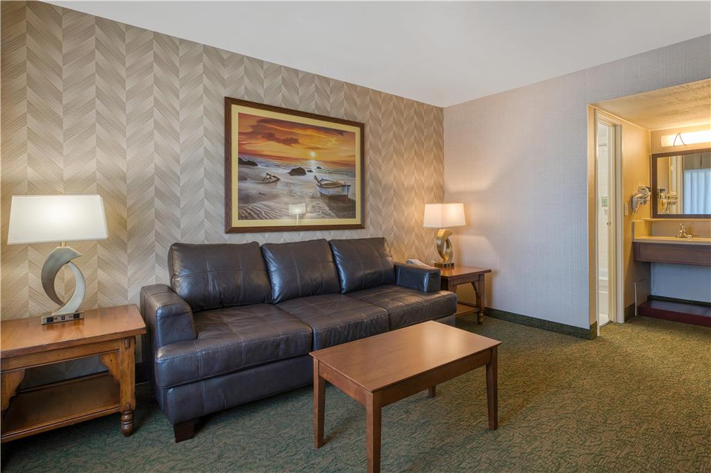 Best Western Seven Seas - photo 13