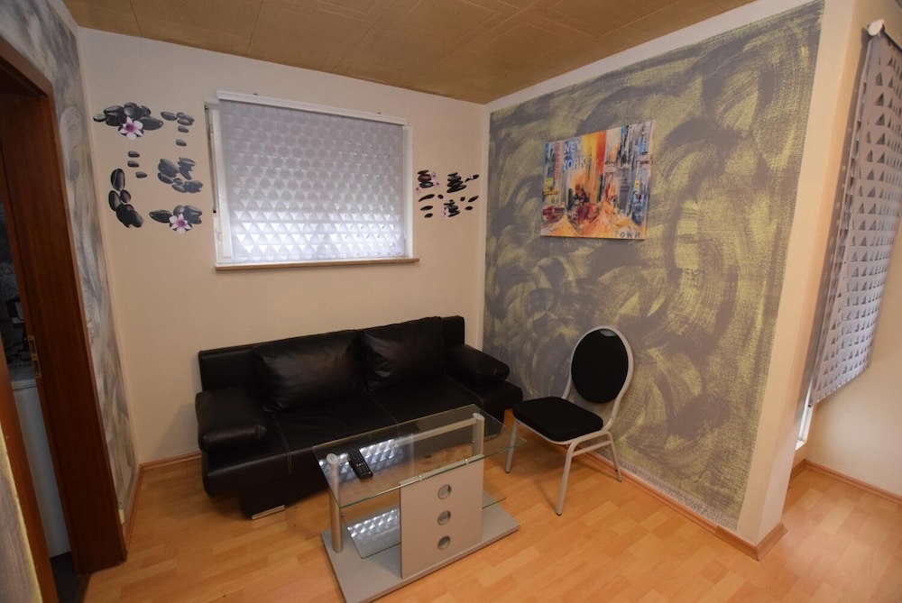 AB Apartment 08 — 4-Star Luxury Hotel in Stuttgart, Germany