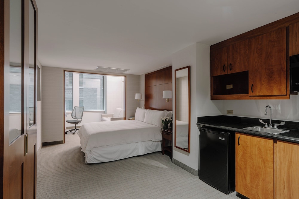 Central Loop Hotel - photo 49