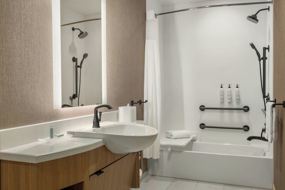 SpringHill Suites by Marriott San Luis Obispo - photo 28
