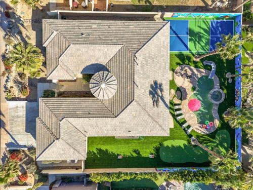 Super Mario Hideout: Desert Dream with Game Room & Pool Slide in Indio, United States