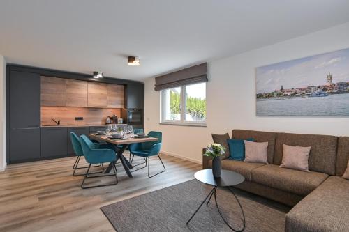 Ferienwohnungen Stock Ferienwohnung Nr 3 — 4-Star Luxury Hotel in Friedrichshafen, Germany