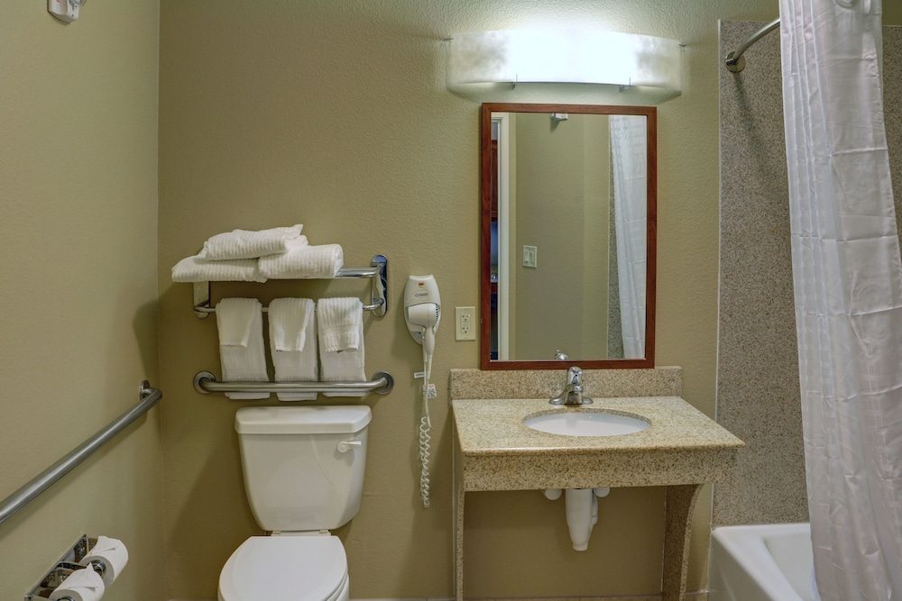 Candlewood Suites Texarkana by IHG - photo 21