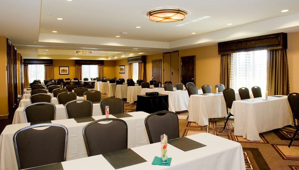Homewood Suites by Hilton Bozeman - photo 32