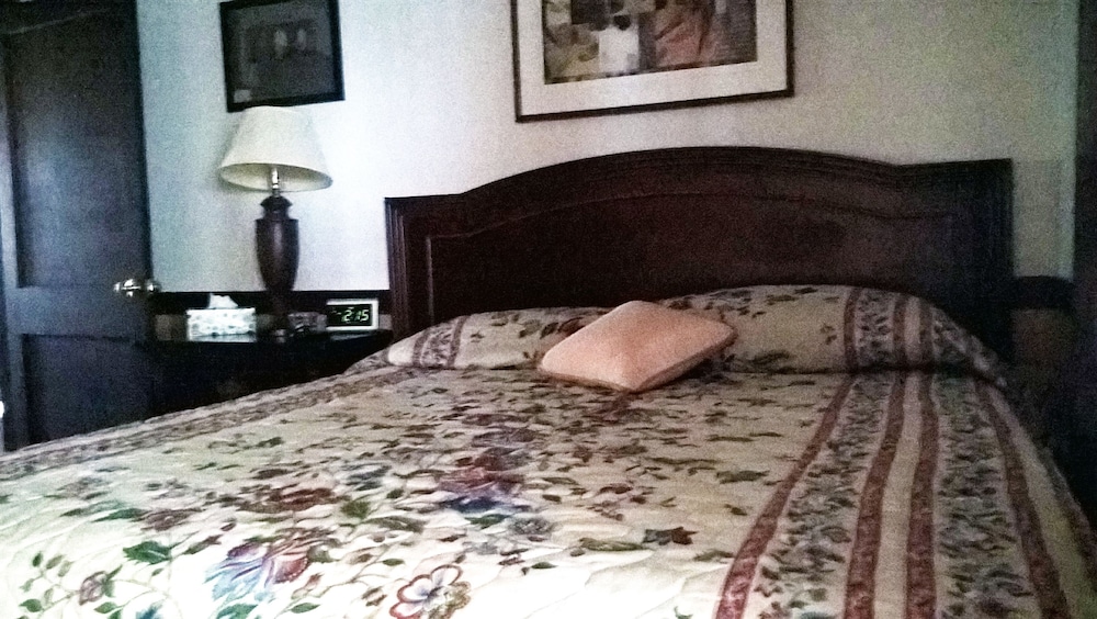 The Baseball Hotel - photo 94