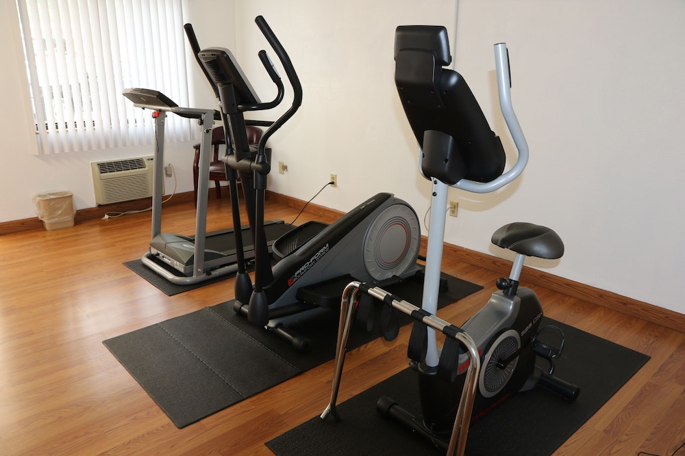 American Elite Inn - photo 60