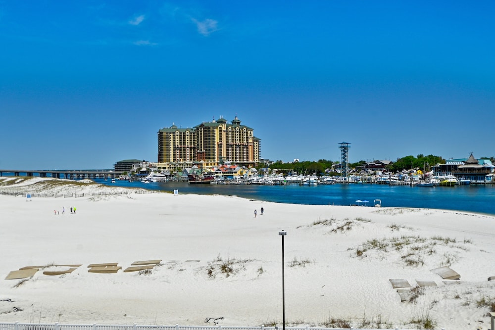 East Pass Towers 304 3 Bedroom Condo by RedAwning Destin - photo 46