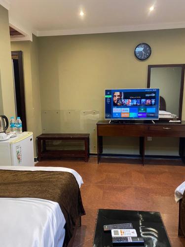 Castle Hotel — Basrah — photo 3