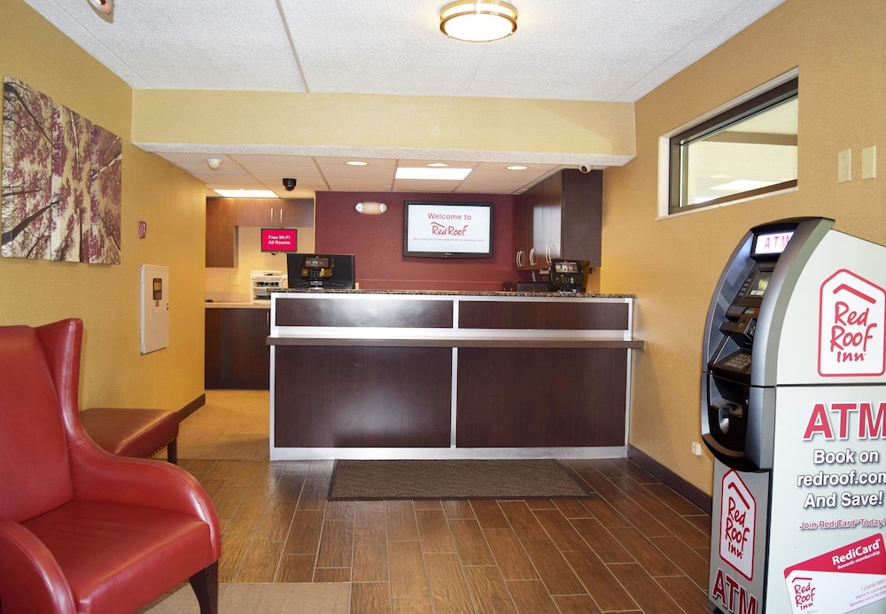 Red Roof Inn Buffalo Niagara Airport - photo 2