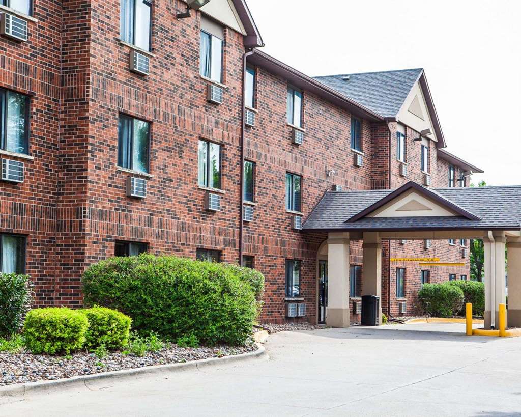 Quality Inn Suites Ankeny Des Moines — Ankeny