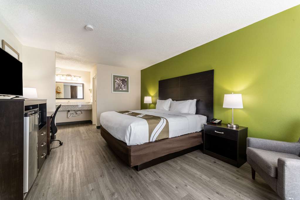Quality Inn & Suites Vandalia near I 70 and Hwy 51 - photo 22