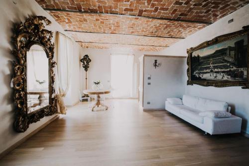 Casa Luigi Ariano — 4-Star Luxury Hotel in Santo Stefano Belbo, Italy