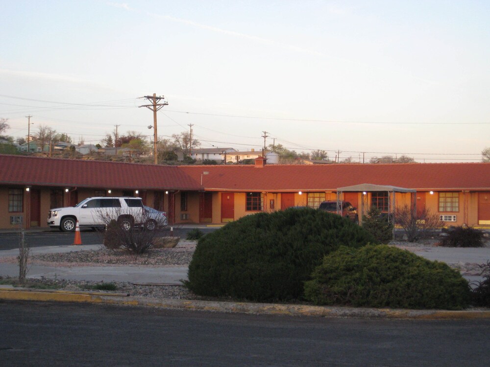 El Capitan Motel - photo 57